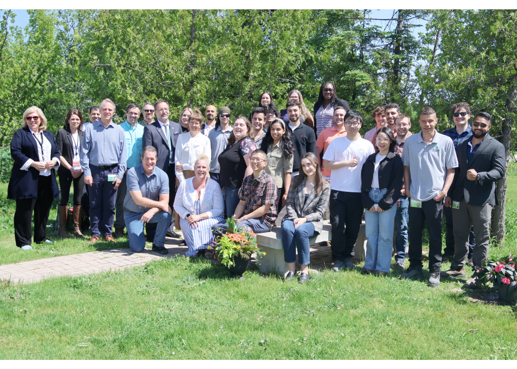 A group of Isowater employees.
